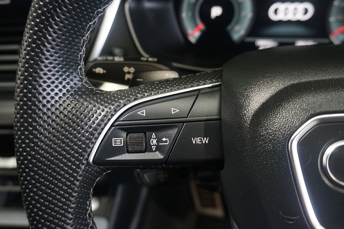 2022 Audi Q5 45 TFSI S line