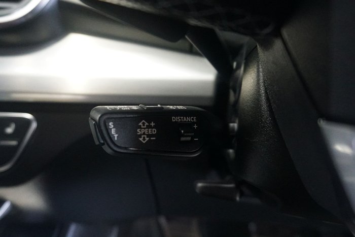 2022 Audi Q5 45 TFSI S line