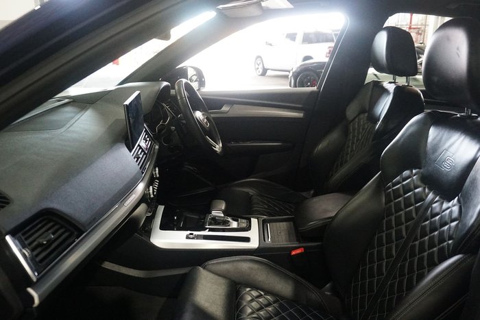 2022 Audi Q5 45 TFSI S line