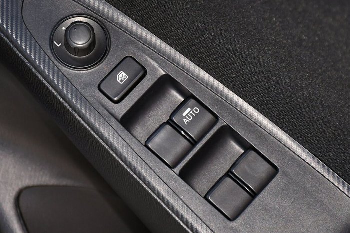 2014 Mazda 2 Neo