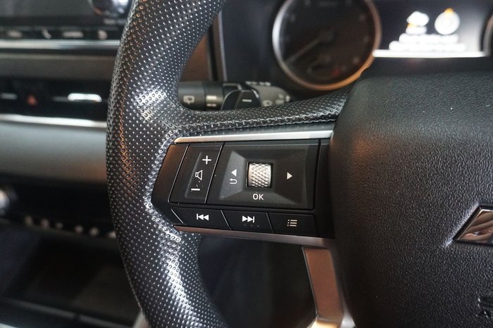 2023 Mitsubishi Outlander ES