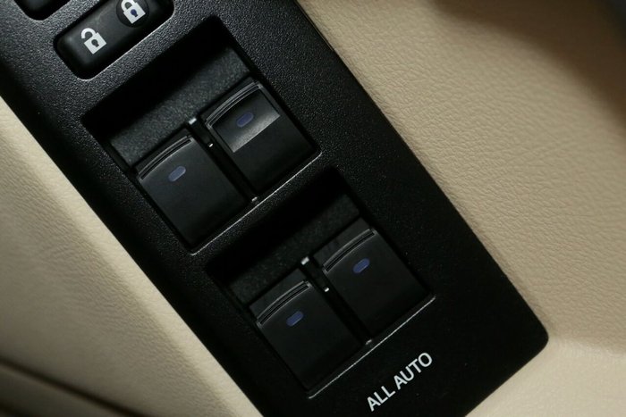 2023 Toyota Landcruiser Prado VX