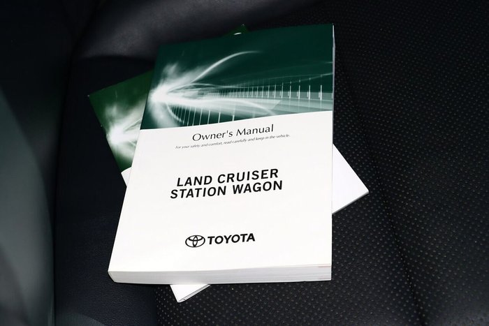 2021 Toyota Landcruiser VX