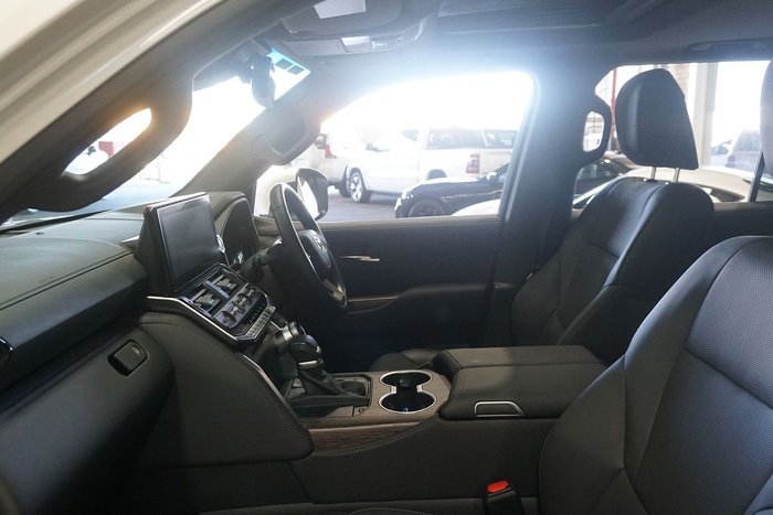 2024 Toyota Landcruiser VX