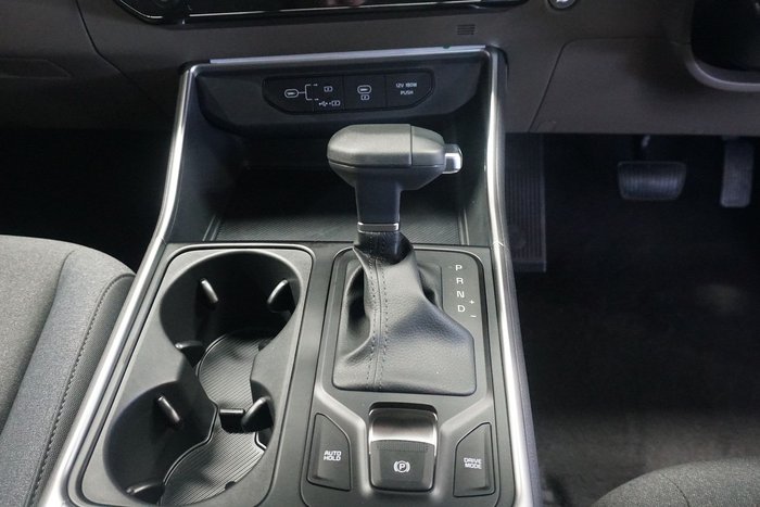 2025 Kia Carnival S
