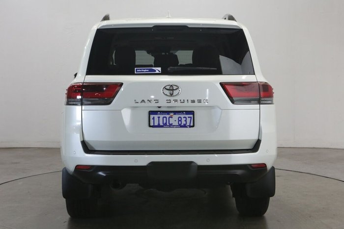 2022 Toyota Landcruiser VX