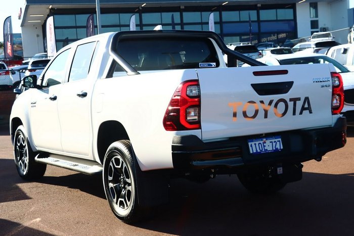 2025 Toyota Hilux