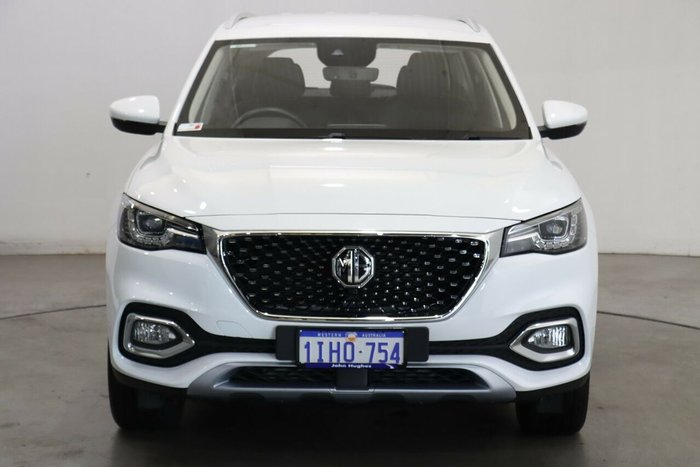 2023 MG HS