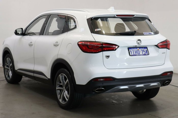 2023 MG HS