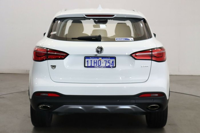 2023 MG HS