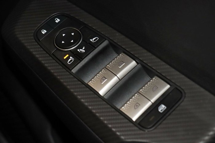 2024 Mitsubishi Outlander LS