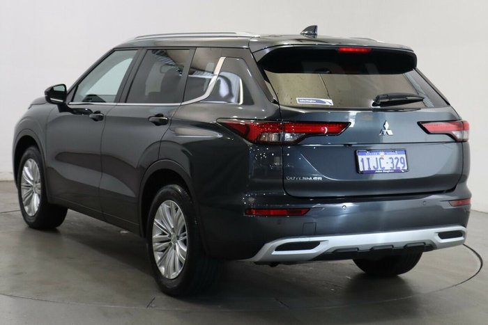 2024 Mitsubishi Outlander LS