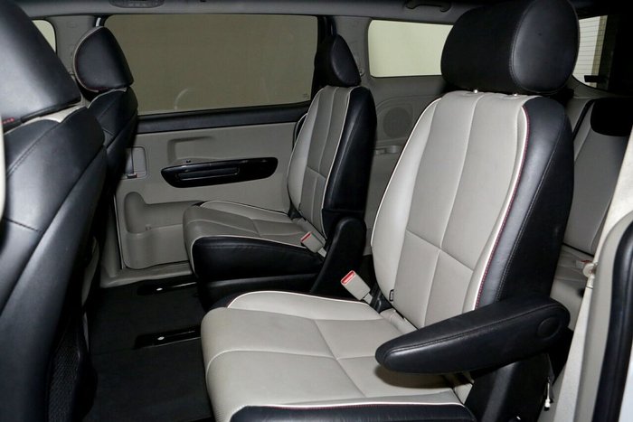 2020 Kia Carnival SLi