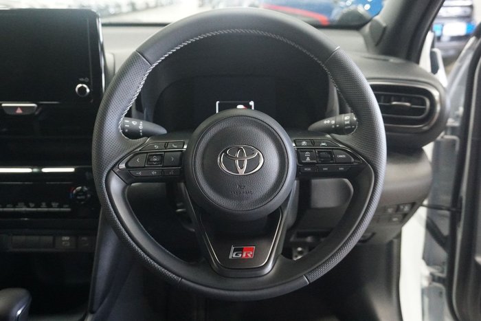 2025 Toyota Yaris Cross GR Sport