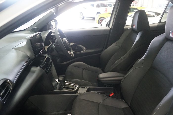 2025 Toyota Yaris Cross GR Sport