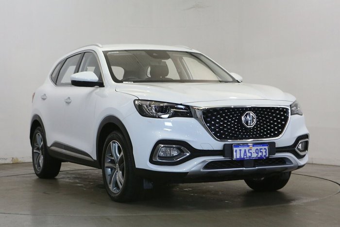 2022 MG HS