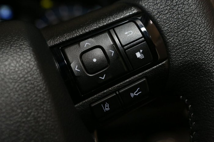 2023 Toyota Hilux Rogue