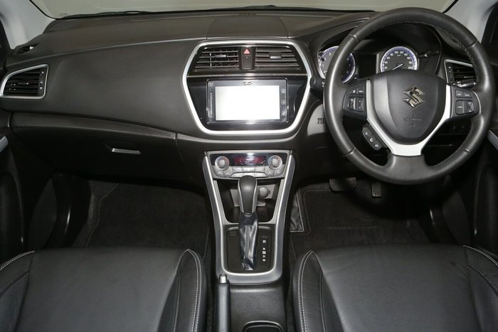 2017 Suzuki S-Cross Turbo Prestige