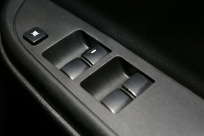 2020 Mitsubishi Triton GLX-R