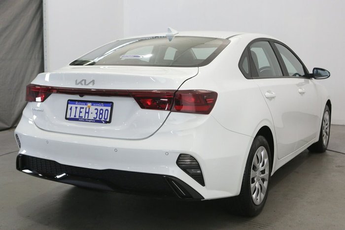 2024 Kia Cerato S