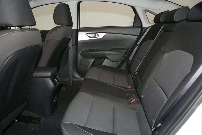 2024 Kia Cerato S