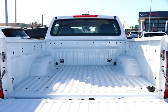 2023 Nissan Navara SL