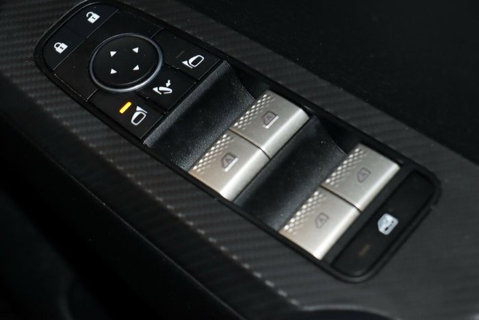 2024 Mitsubishi Outlander LS