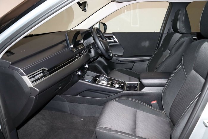 2024 Mitsubishi Outlander LS