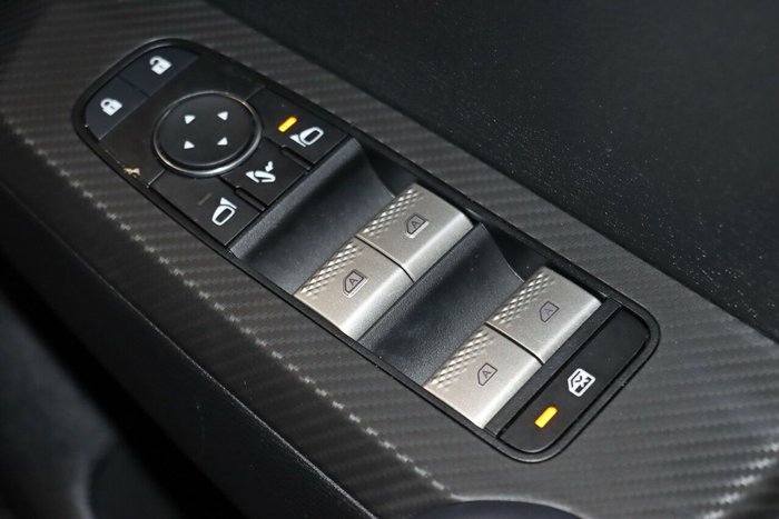 2024 Mitsubishi Outlander LS