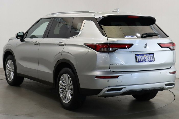 2024 Mitsubishi Outlander