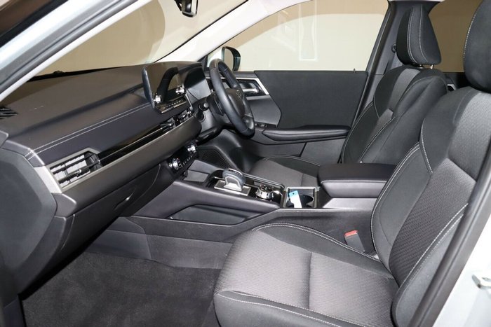 2024 Mitsubishi Outlander LS