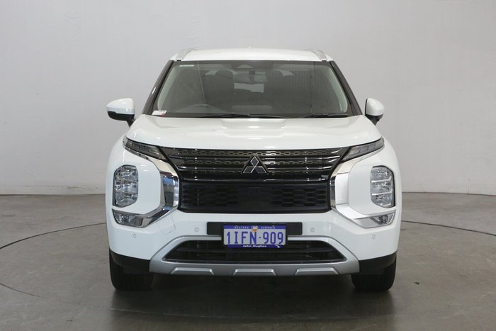 2024 Mitsubishi Outlander