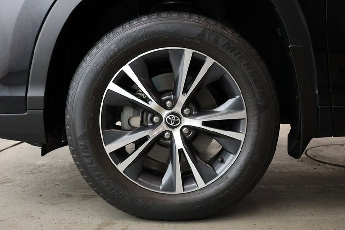 2019 Toyota Kluger GX