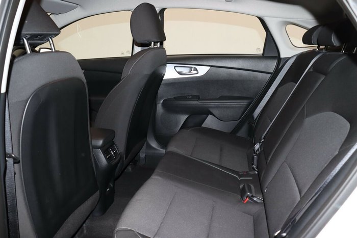 2024 Kia Cerato S