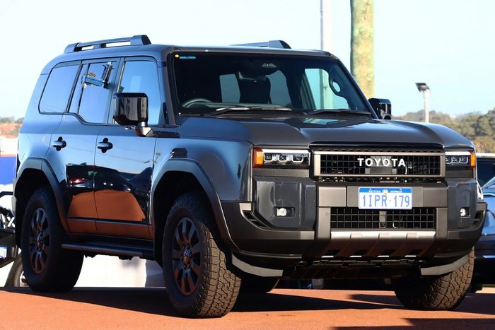 2024 Toyota Landcruiser Prado