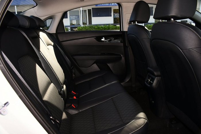 2023 Kia Cerato Sport+