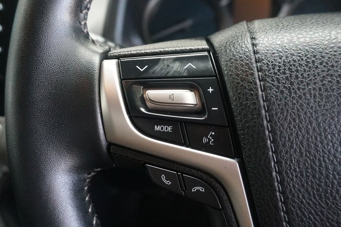 2023 Toyota Landcruiser Prado VX