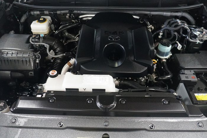 2023 Toyota Landcruiser Prado VX