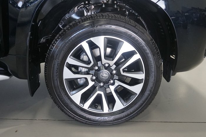 2023 Toyota Landcruiser Prado VX
