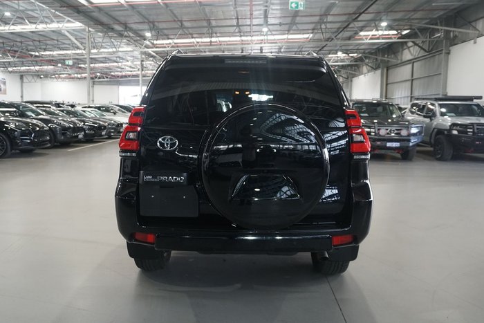 2023 Toyota Landcruiser Prado VX