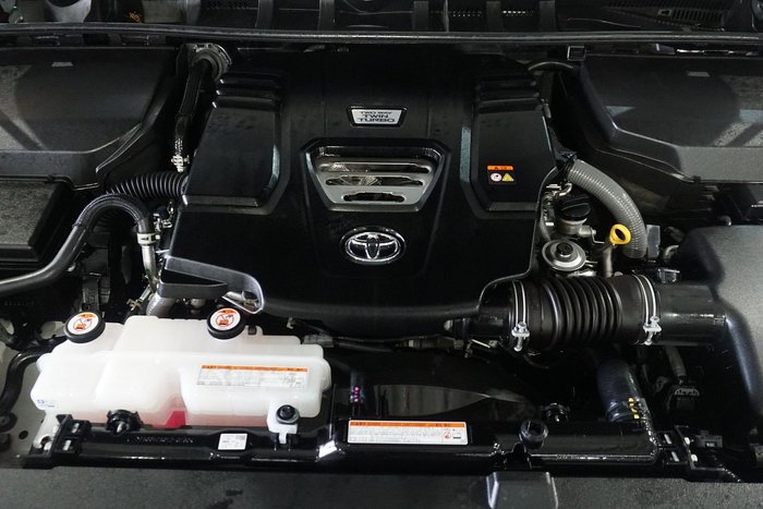 2024 Toyota Landcruiser Sahara