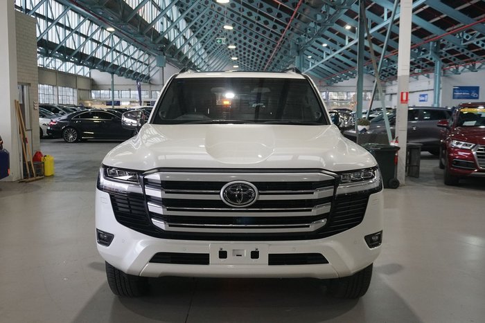 2024 Toyota Landcruiser Sahara