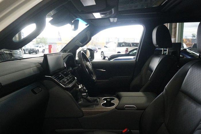 2024 Toyota Landcruiser Sahara