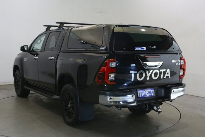 2020 Toyota Hilux SR5