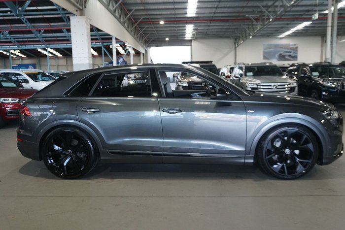 2021 Audi Q8