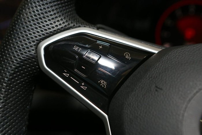 2021 Volkswagen Golf 110TSI R-Line