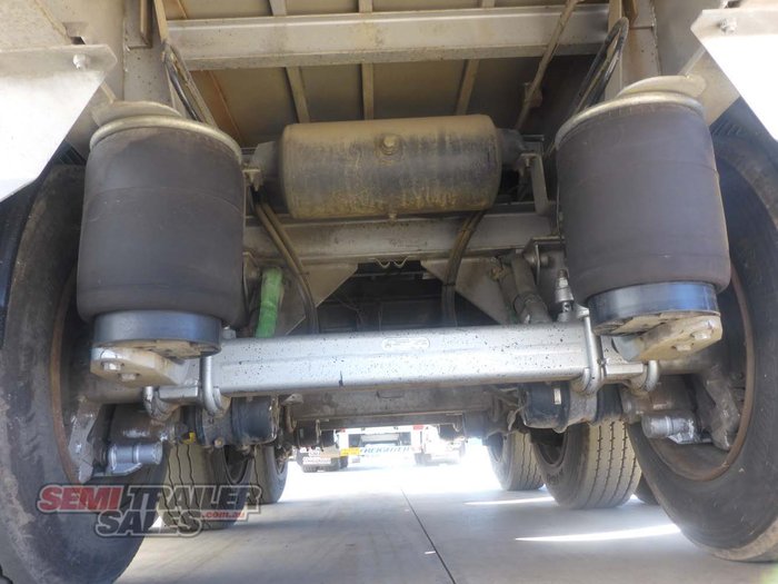 2008 Maxitrans 36 Pallet Flat Top B Double Set