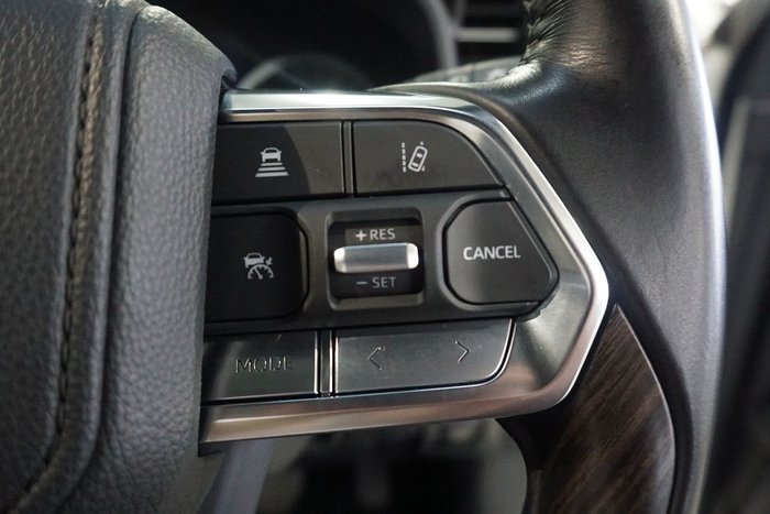 2022 Toyota Landcruiser VX