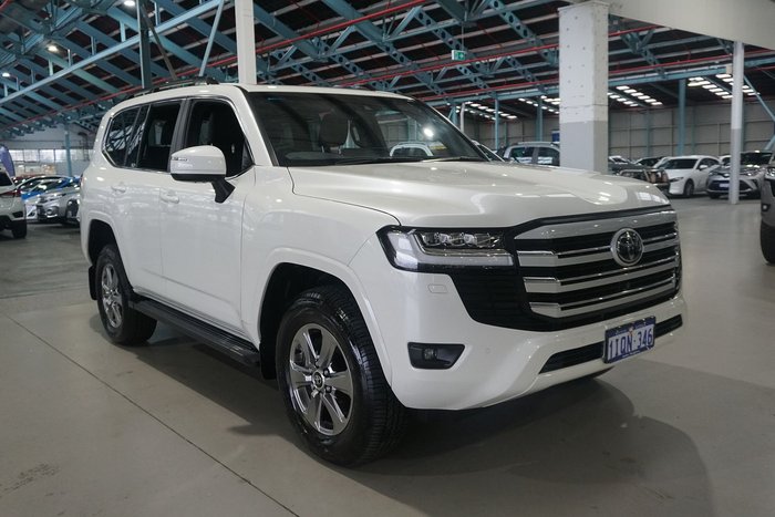 2022 Toyota Landcruiser VX