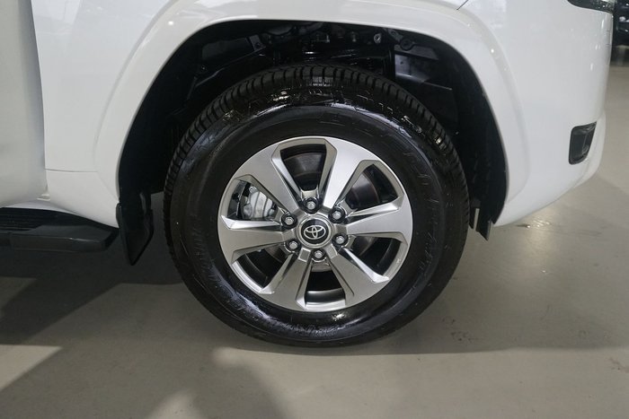2022 Toyota Landcruiser VX
